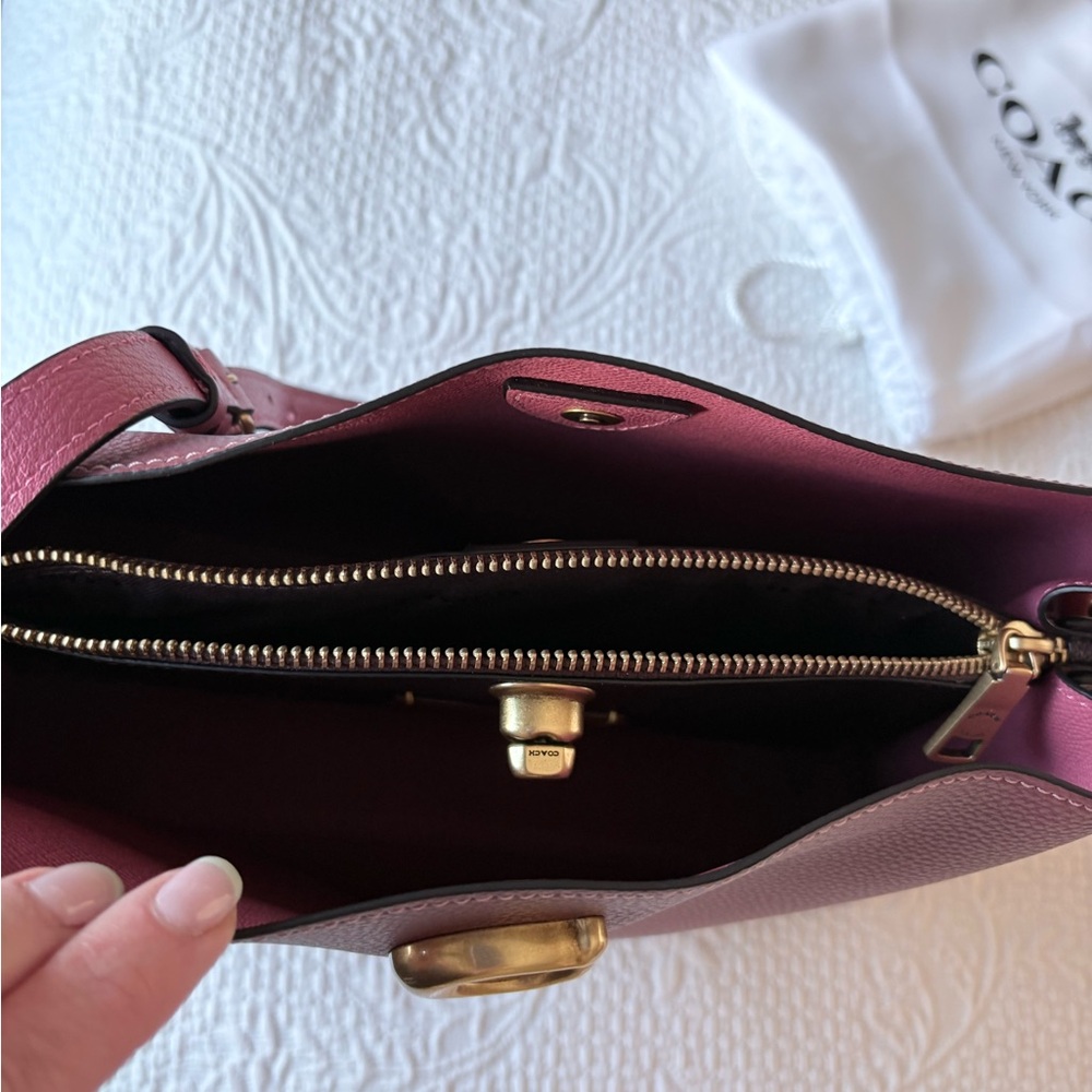 Coach Willow Shoulder Bag - Picture 5 of 10